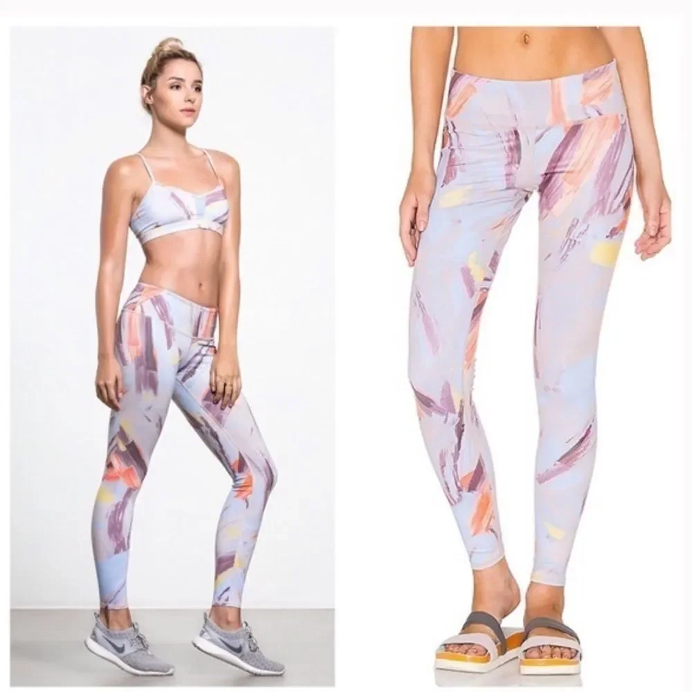 EUC ALO YOGA SMALL AIRBRUSH PAINT STROKE LEGGINGS